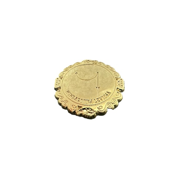 Universal Studios Harry Potter Spells & Charms Mystery Pin - Wingardium Leviosa - Picture 1 of 1